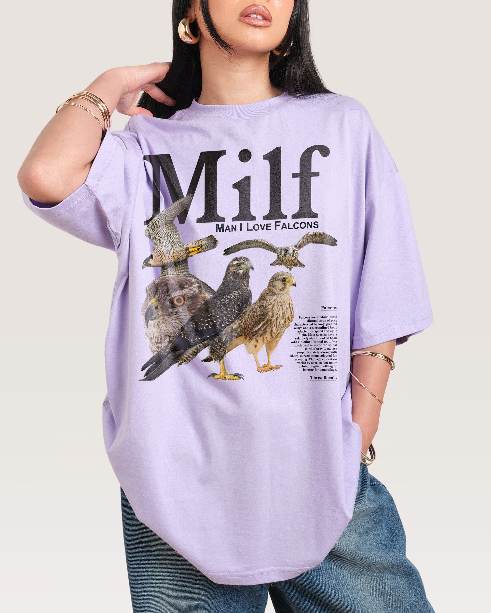 Man I Love Falcons Oversized Graphic T-Shirt - Unisex 90s Boxy Fit Cotton Tee
